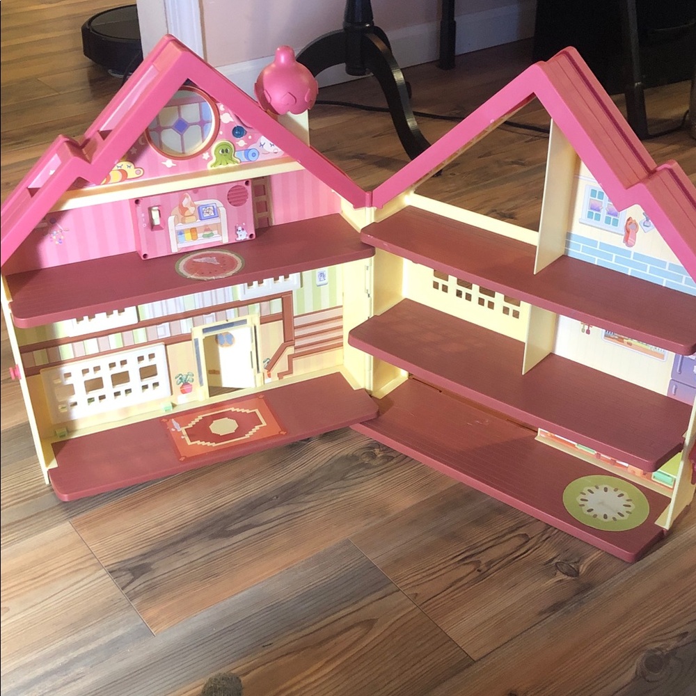 SALE ❤️ Bluey Family Home Playset Portable Dollhouse Dream House - Picture 7 of 11